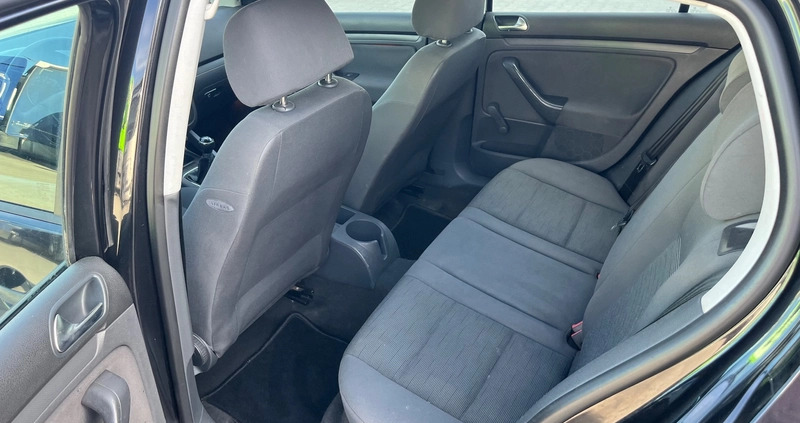 Volkswagen Golf cena 12000 przebieg: 270000, rok produkcji 2006 z Skała małe 407